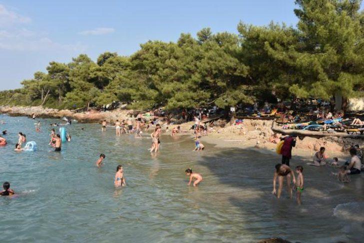 İncekum Plajı'na yoğun ilgi G2