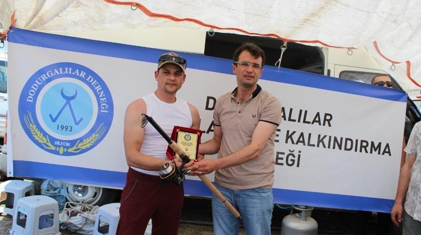 Dodurga Barajında balık tutma yarışması