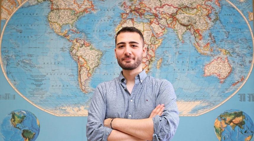 İzmir&rsquo;den İngiltere&rsquo;ye burs başarısı