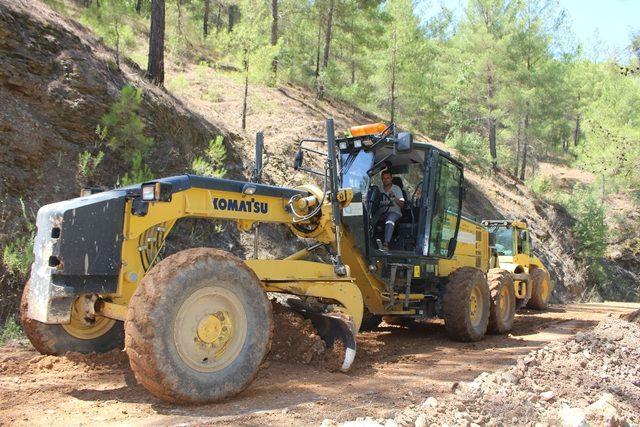 Büyükşehirden Çamlıca Mahallesinde asfalt hazırlığı