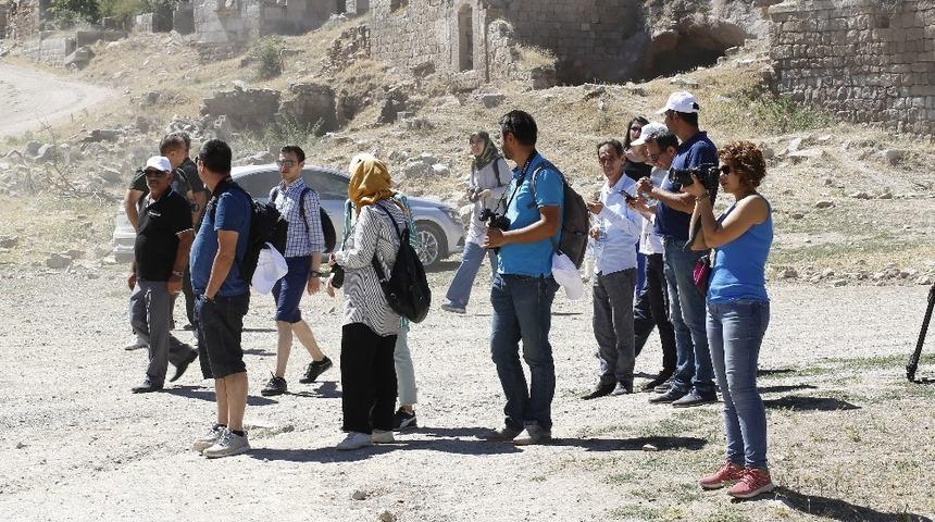 B&uuml;y&uuml;kşehir, Koramaz&rsquo;ı tanıtıyor