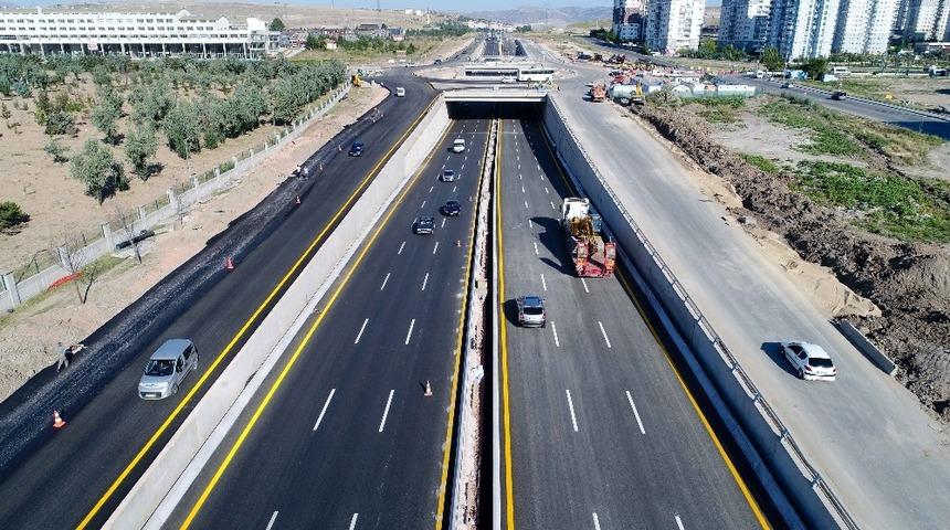 Ayaş Yolu-Sincan OSB &ouml;n&uuml; alt ge&ccedil;idi trafiğe a&ccedil;ıldı