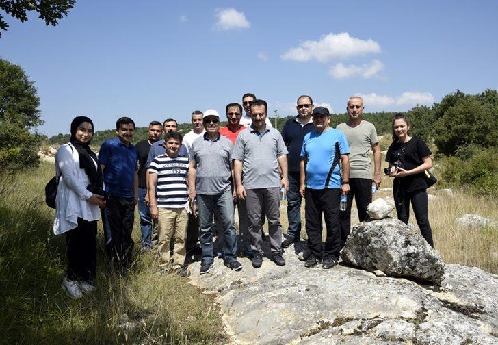 8 kilometrelik sarp kayalıklı yolu 3 saatte tamamladılar G4