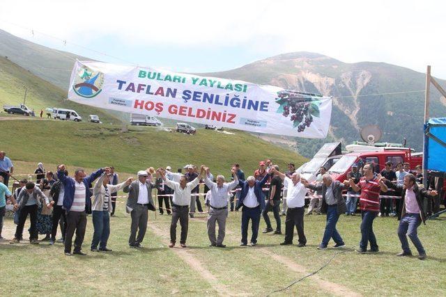 Doğu Karadeniz’de yayla şenlikleri sürüyor