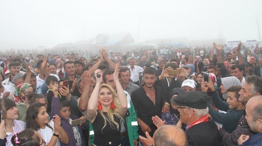 Doğu Karadeniz&rsquo;de yayla şenlikleri s&uuml;r&uuml;yor