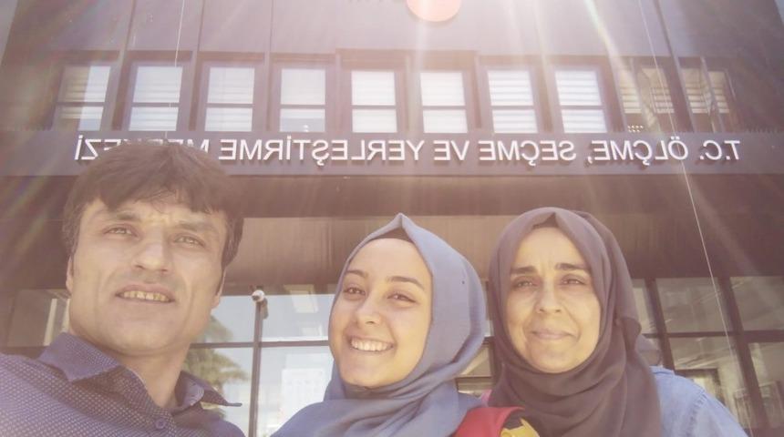 Mağdur &ouml;ğrencinin sorunu &ccedil;&ouml;z&uuml;ld&uuml;