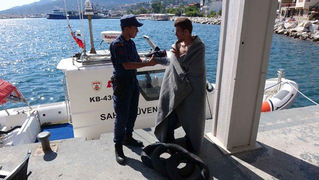 Şambrel ile Yunan adasına gitmek isterken yakalandı