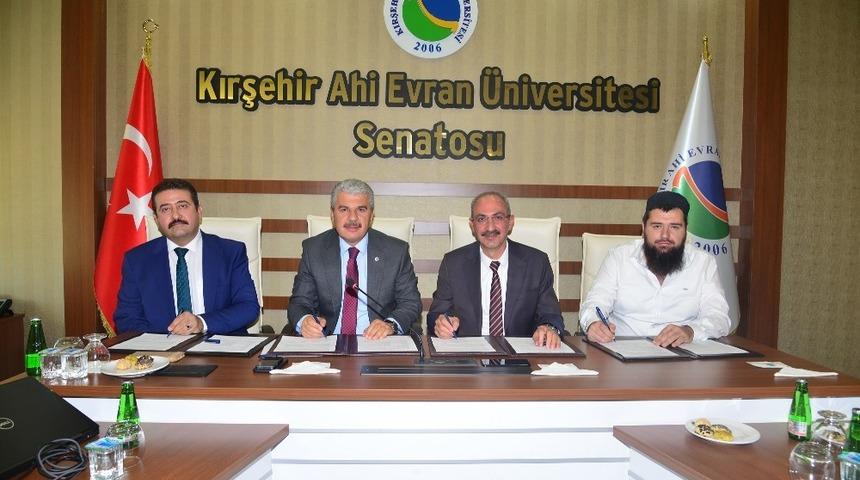 &Uuml;niversite ile İŞ-KUR, seracılık protokol&uuml; imzaladı