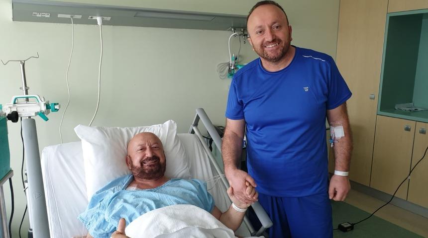 Kardeşinin b&ouml;breğiyle hayata tutundu