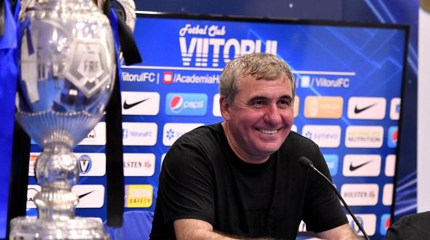 Hagi'den Falcao açıklaması: Umarım Galatasaray için de çok iyi işler yapar