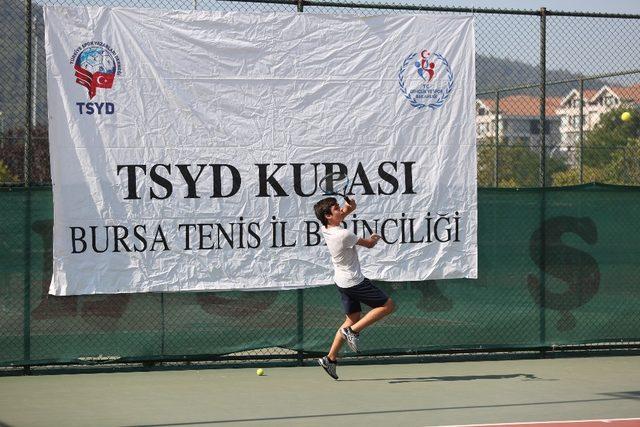 TSYD Bursa’nın tenis şöleni başladı