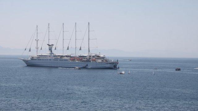 Yelkenli gemi Didim’de