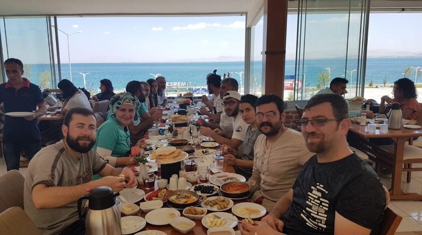 Van Kahvaltı Konağı’na yoğun ilgi