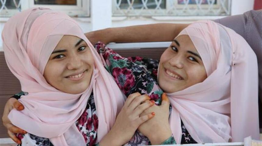 Siyam ikizlerinin sınav sonucu belli oldu