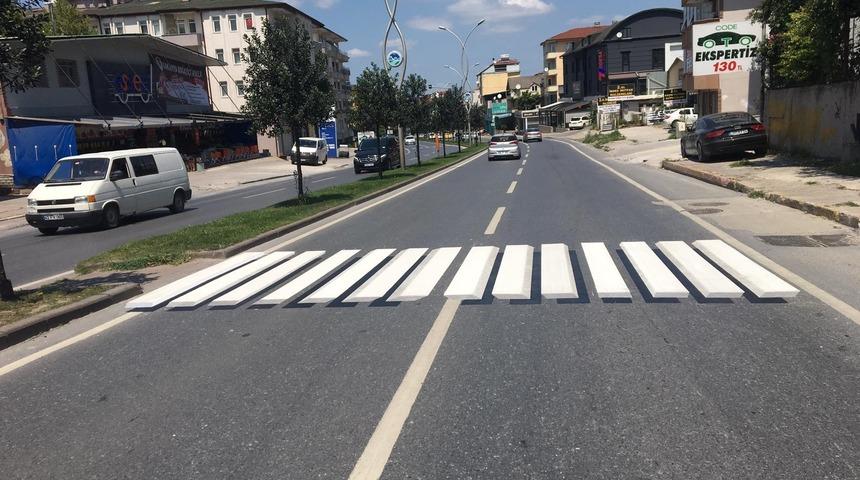  Trafikte yeni uygulama; 3 boyutlu yaya geçidi