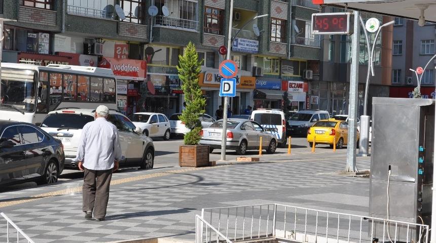 Sungurlu’da Termometreler 45 dereceyi gösterdi
