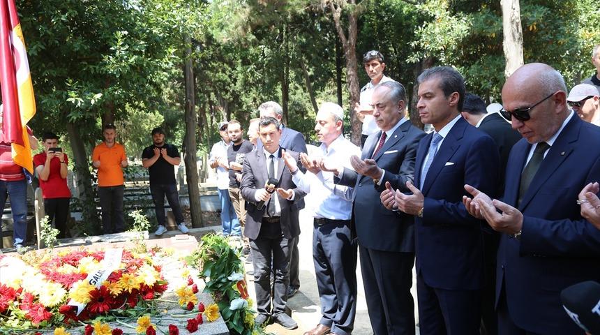 Ali Sami Yen mezarı başında anıldı