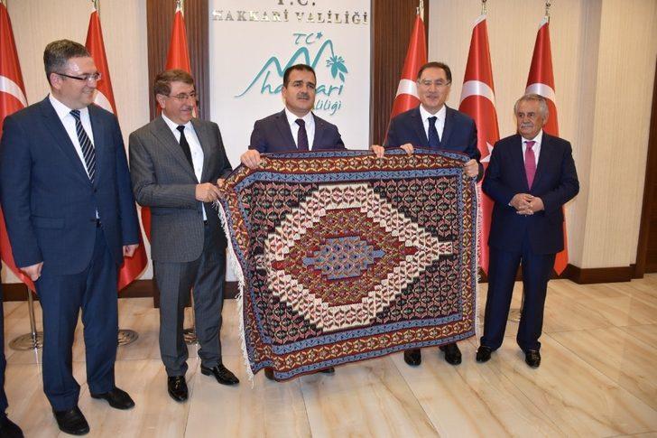 Kamu Başdenetçisi Malkoç: “Türkiye’nin teröre karşı verdiği mücadele dünyanın hiçbir yerinde yok” G1