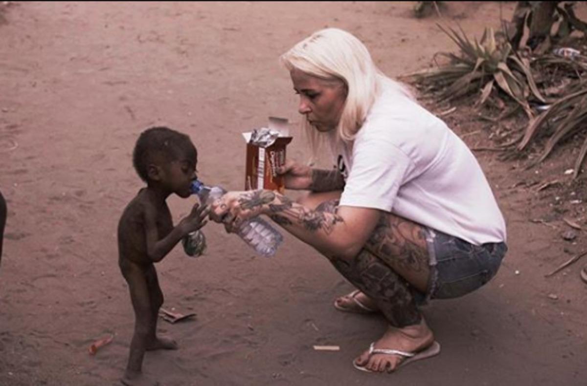 Ailesi tarafından 'cadı' diye sokağa atılmıştı! İşte son hali