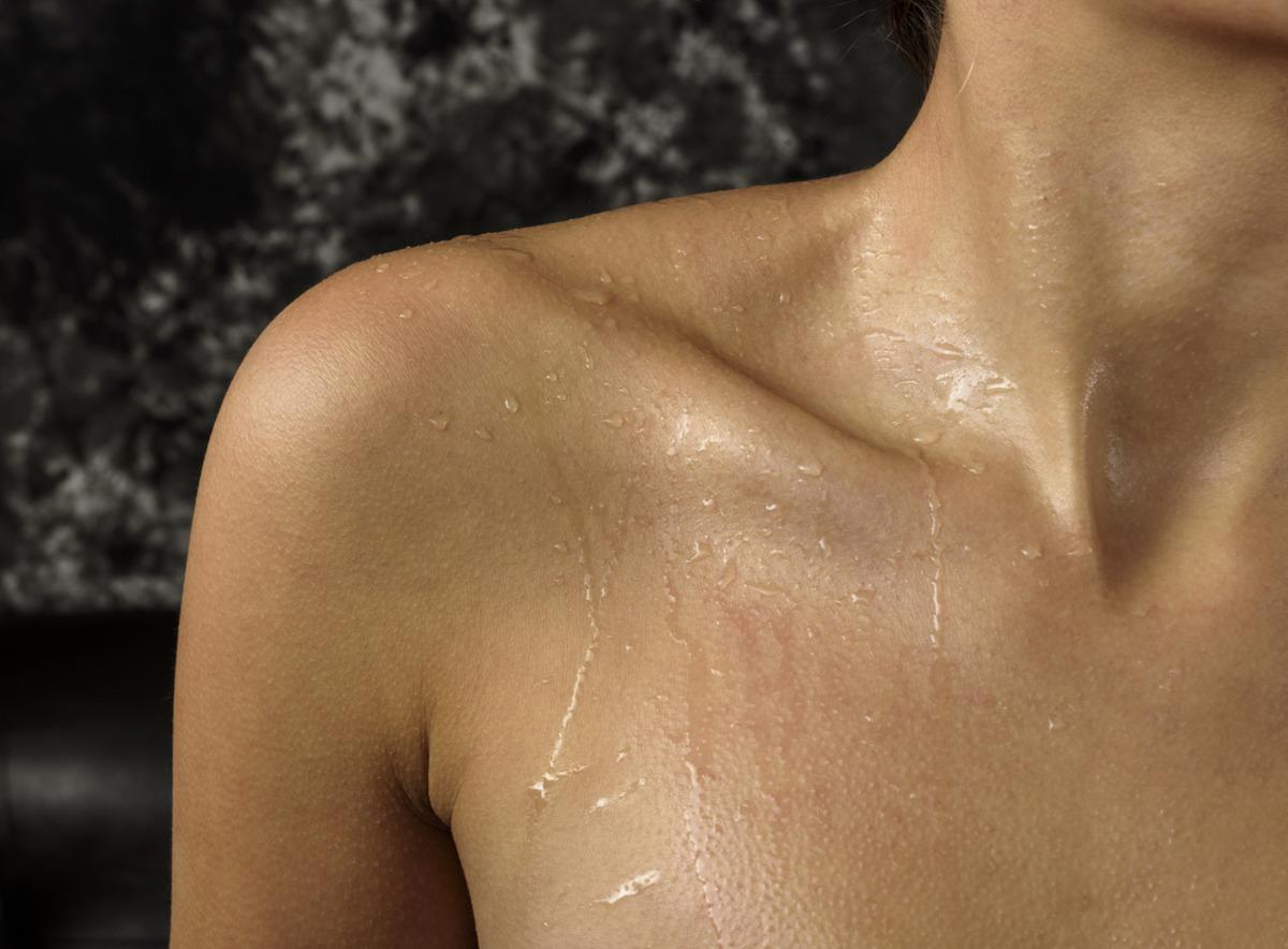 Yazın terleme kabusuna karşı 10 etkili p&uuml;f noktası