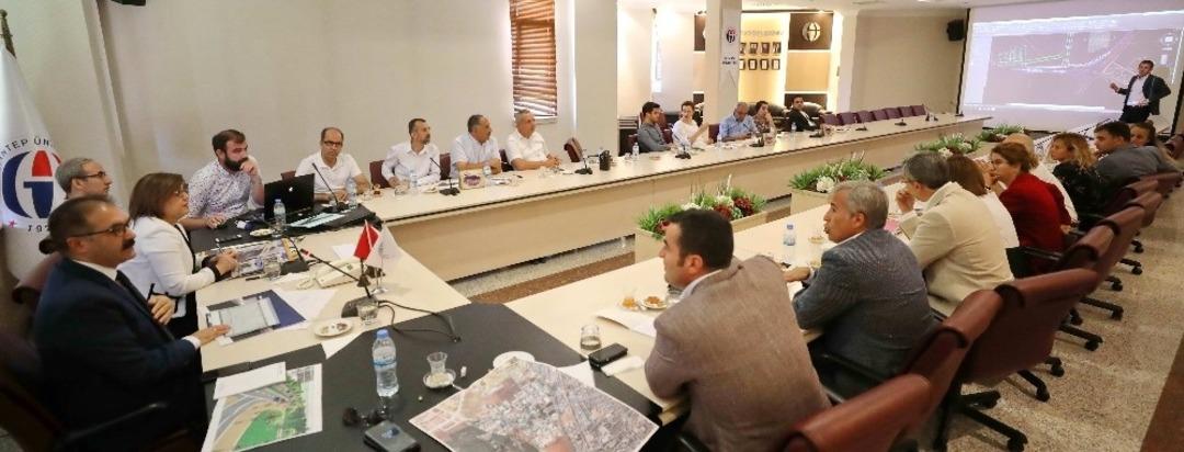 GA&Uuml;N&rsquo;de trafik sıkışmasına &ccedil;&ouml;z&uuml;m toplantısı