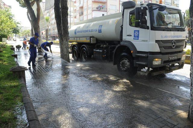 Büyükşehir’den Nazilli’de bayram temizliği