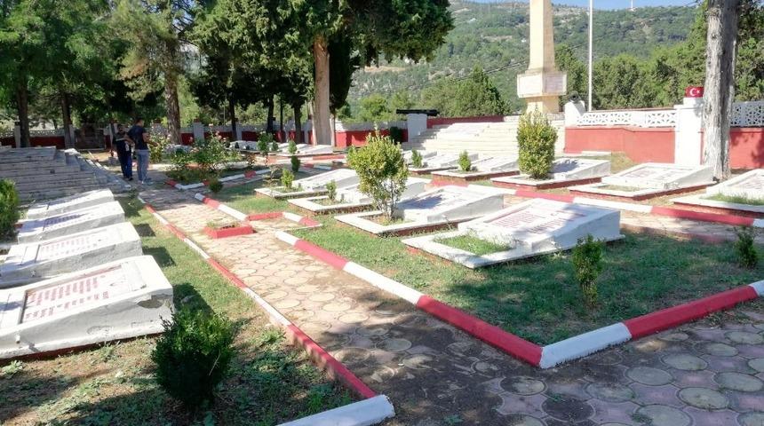 B&uuml;y&uuml;kşehir Belediyesi, &Ccedil;amalan Şehitliğini yeniledi