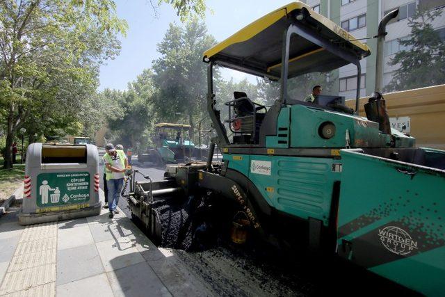 Çankaya’da asfalt çalışmaları hız kesmiyor