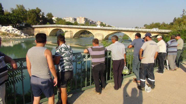 Yardım için ırmağa koştular, o manzara karşısında şok oldular G5