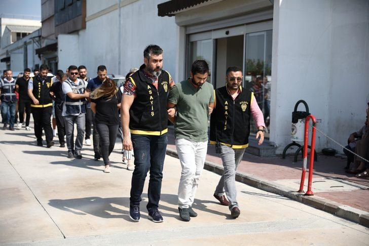 Adana'da 4 milyon euro çalan kişiler yakalandı  G1