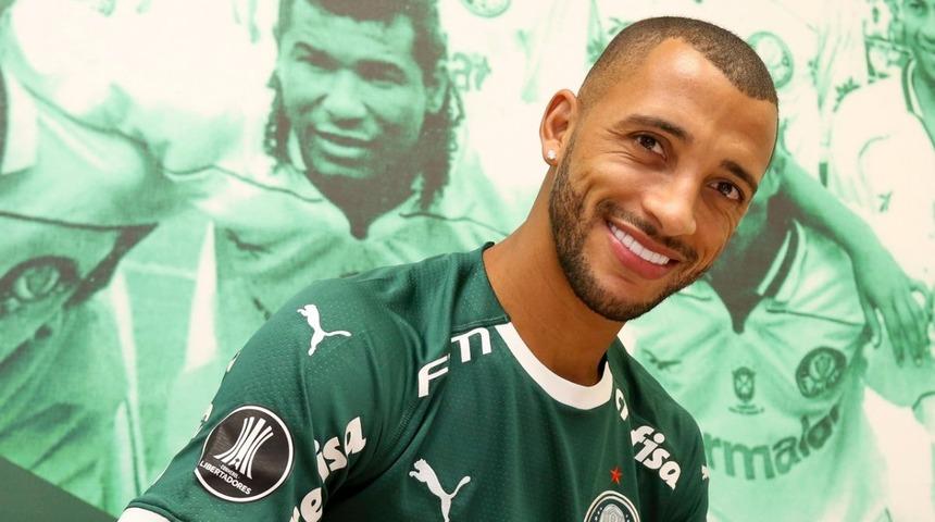 Vitor Hugo Palmeiras ile 5 yıllık sözleşme imzaladı