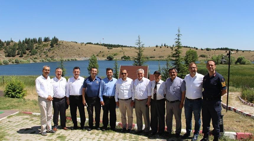 Dumlupınar M&uuml;ft&uuml;s&uuml; i&ccedil;in veda yemeği d&uuml;zenlendi