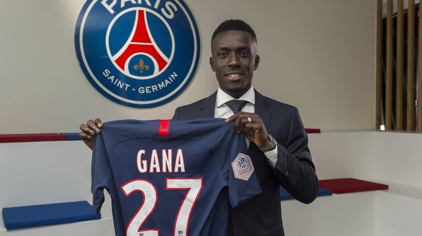 PSG, Idrissa Gueye ile 4 yıllık sözleşme imzaladı