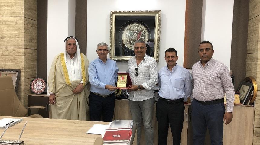 Suriyeli kanaat &ouml;nderlerinden ve muhtarlardan Kızılay&rsquo;a teşekk&uuml;r