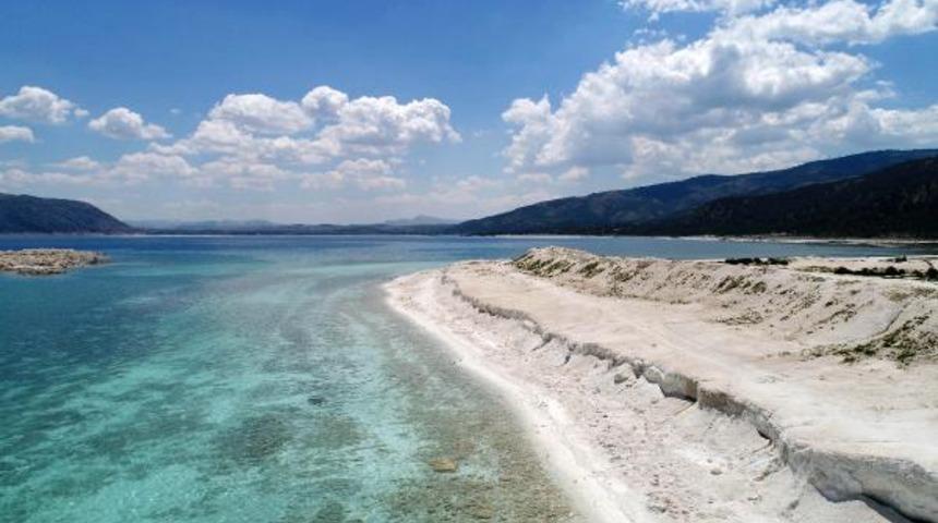 Salda Gölü'ne Millet Bahçesi ihalesinin iptali için dava