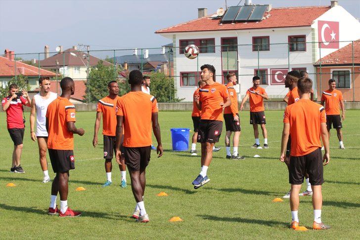 Adanaspor'un Bolu kampı G3