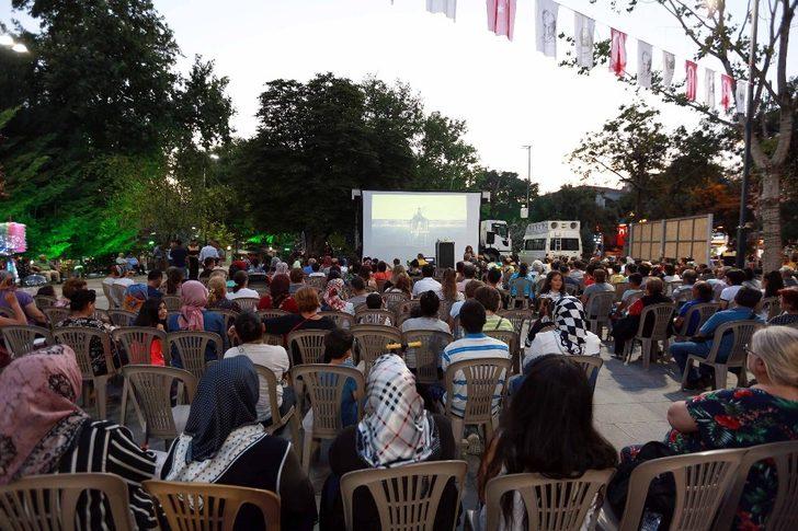 “Hürkuş” Ragıp Tüzün Parkı’nda izlendi G2