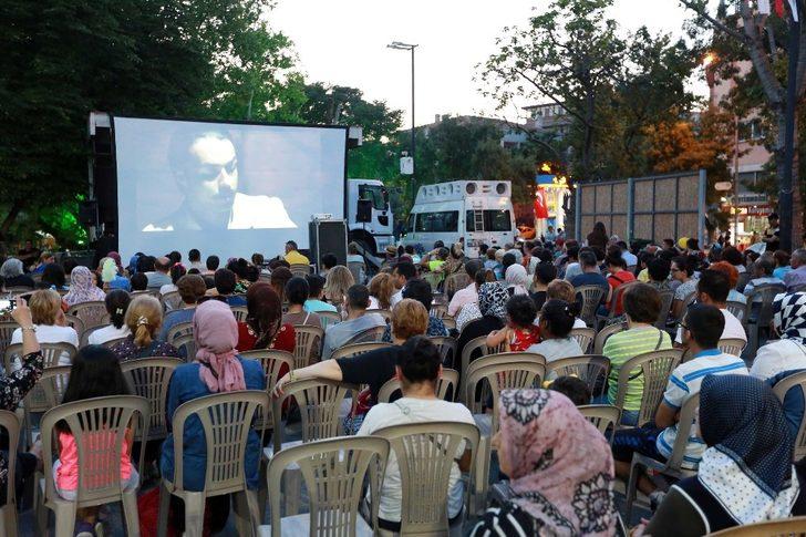 “Hürkuş” Ragıp Tüzün Parkı’nda izlendi G5