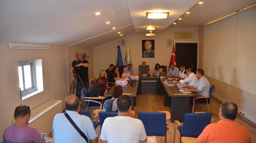 Kuşadası Belediyesi ihaleleri canlı yayınlamaya başladı