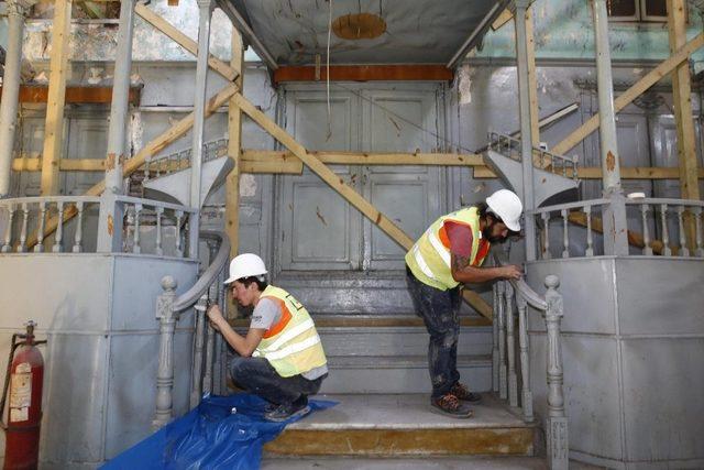 Batur’dan Kemeraltı için tarihi dokunuşlar