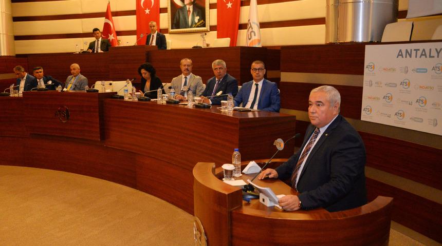 'Turist Antalya'yı daha hor kullanıyor'