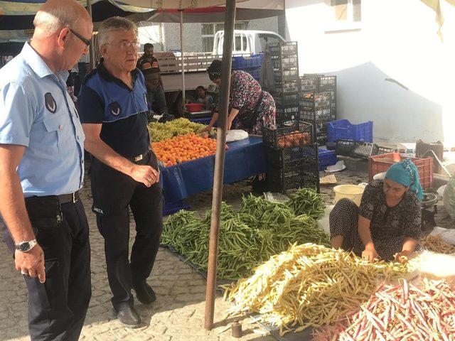 Edremit zabıtadan etiket denetimleri