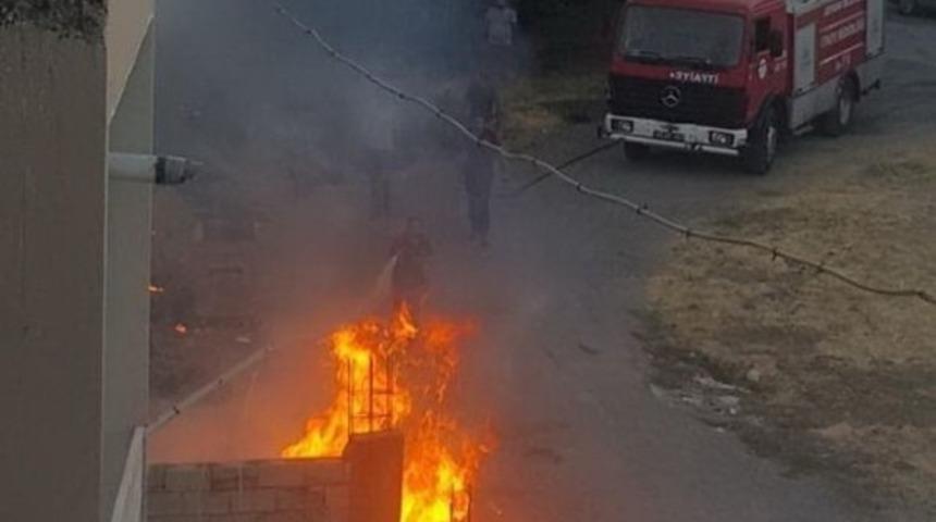 Otluk alanda çıkan yangın korkuttu