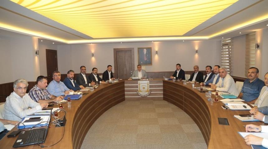 Beyazgül yerel yönetimlerle bir araya geldi