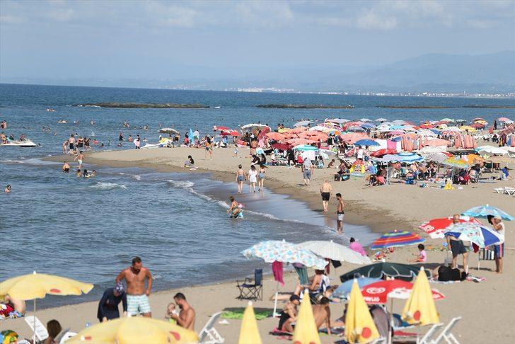 Sakarya'nın mavi bayraklı plajları Ege ve Akdeniz'i aratmıyor G2