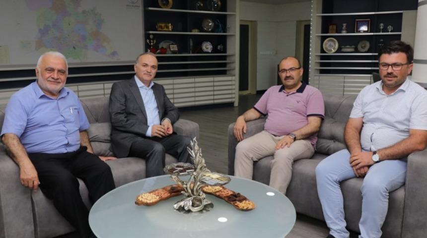 Vali Ustaoğlu Başkan &Ouml;zl&uuml;&rsquo;y&uuml; ziyaret etti