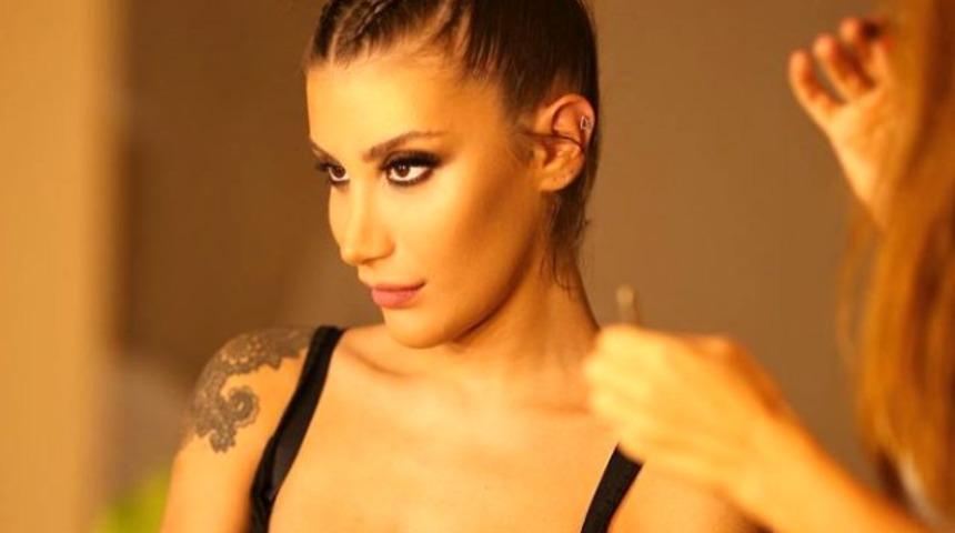 İrem Derici'den kız arkadaşına yorum: Evlen benimle!