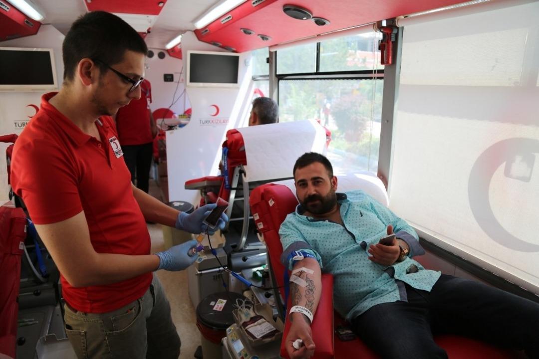 Minik Nehir ile ihtiya&ccedil; sahipleri i&ccedil;in kan ve k&ouml;k h&uuml;cre bağışı