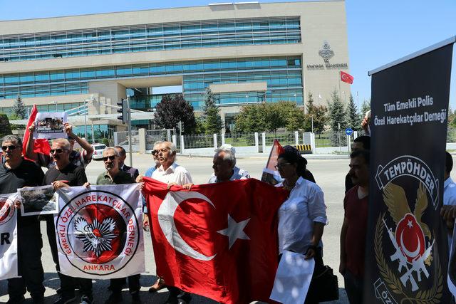 Emekli özel harekatçılardan Anayasa Mahkemesi önünde protesto