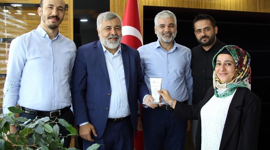 Dicle Elektrik başarılı personelini &ouml;d&uuml;llendirmeye devam ediyor